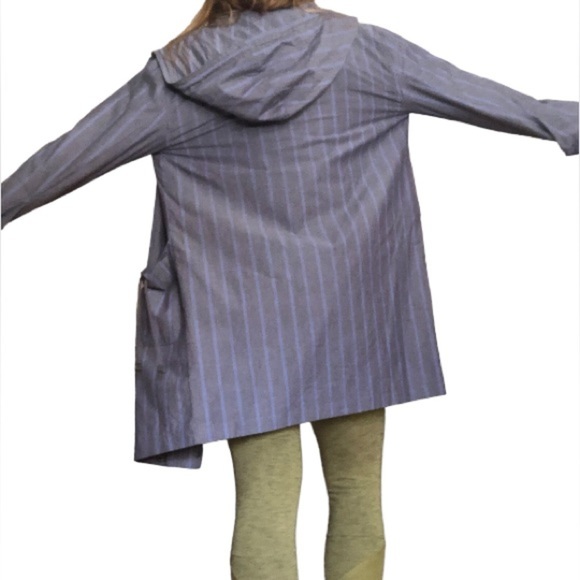 LIGHT Stripe Trench 🌧 - Picture 4 of 5